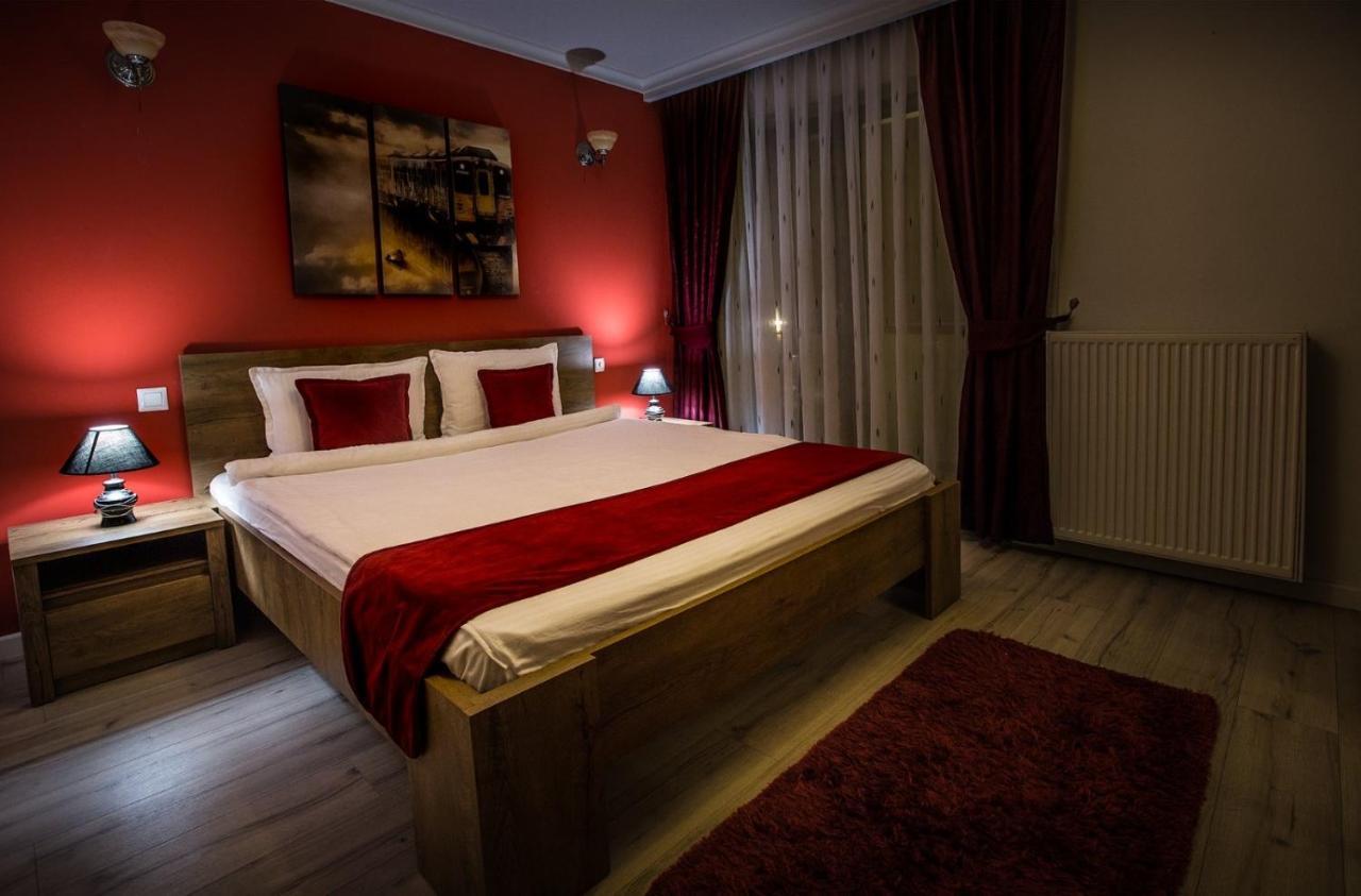 Bentley Apartments Prisztina Zewnętrze zdjęcie