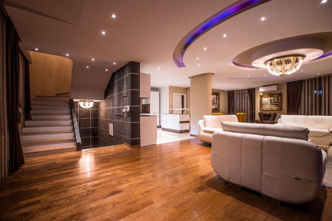Bentley Apartments Prisztina Zewnętrze zdjęcie